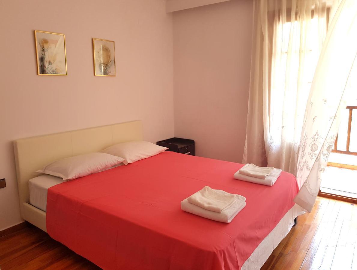 Perea Beach And Sea View Apartment Peraía Esterno foto